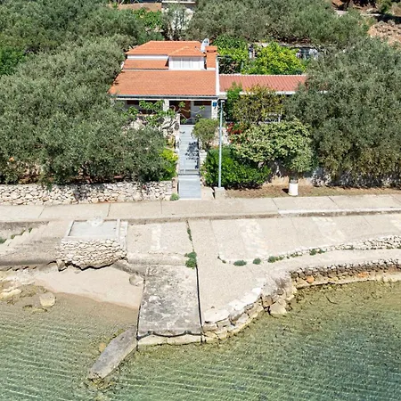 Seaside Anita By Guide Villa *